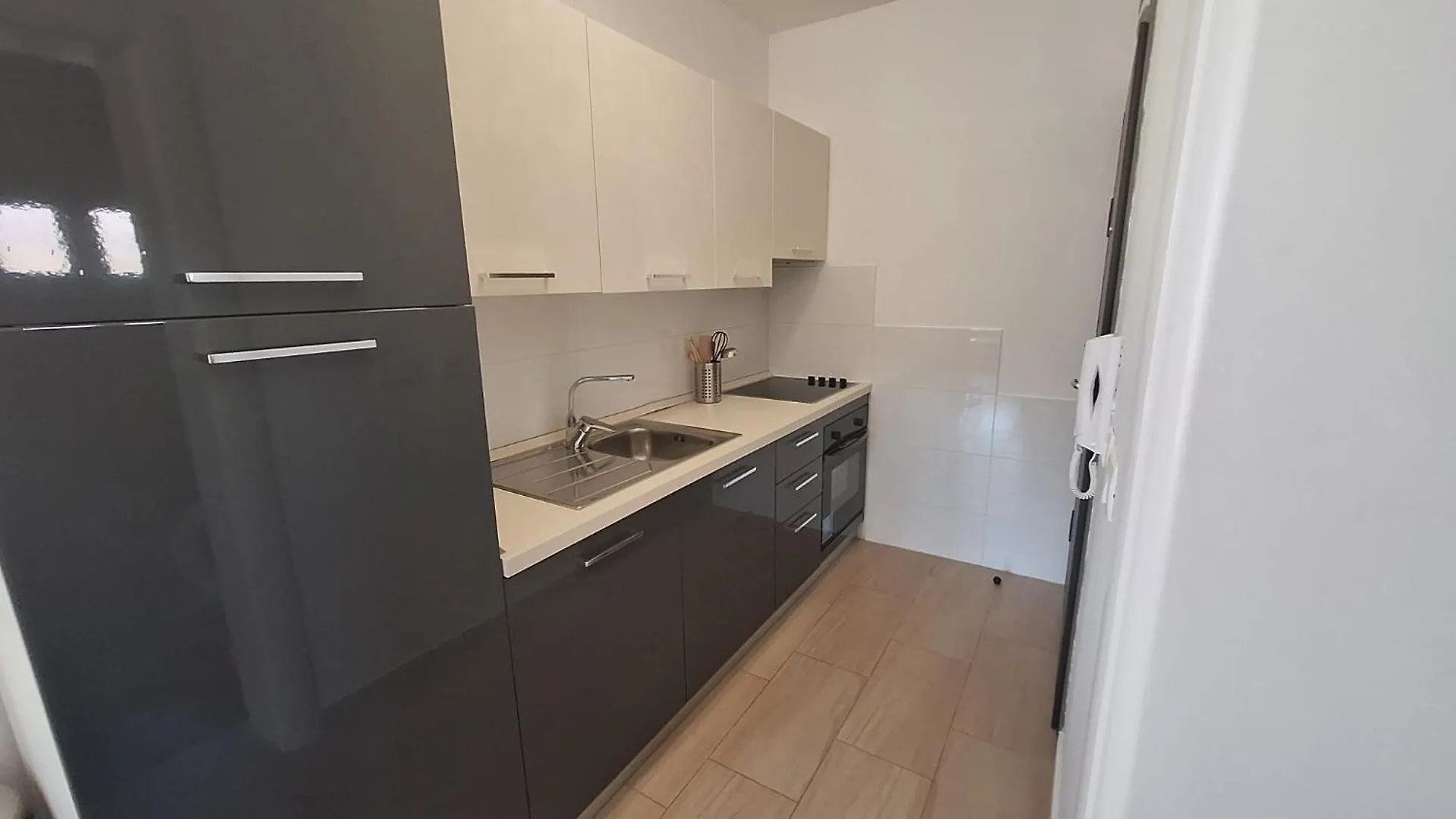 Apartment Bruvana Povljana 0*,